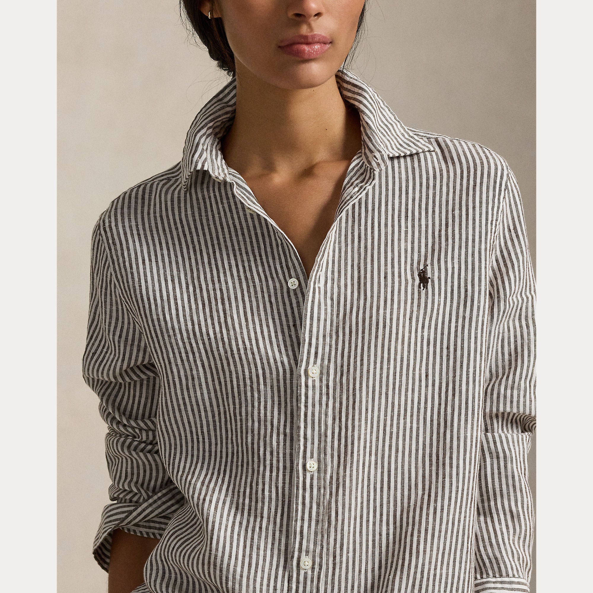 CAMICIA IN LINO A RIGHE DAL VESTIBILITÀ CLASSICA