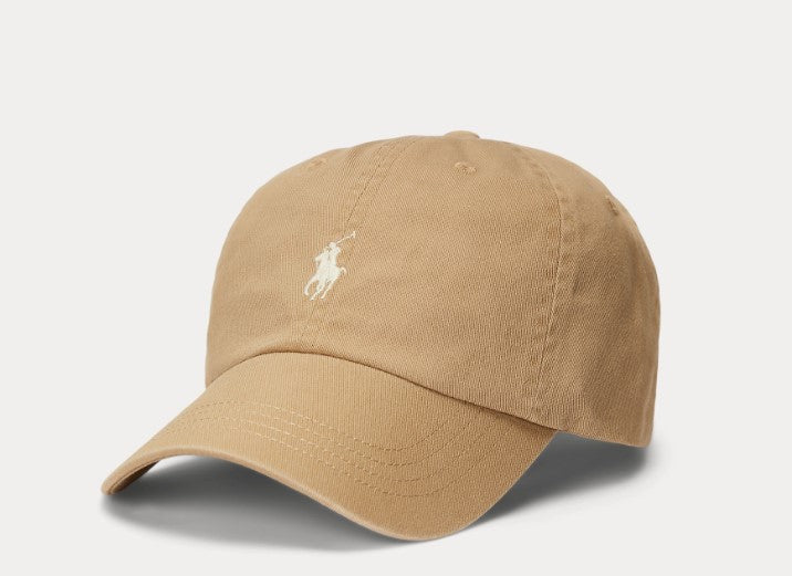 L'ICONICO CAPPELLINO IN COTONE CHINO