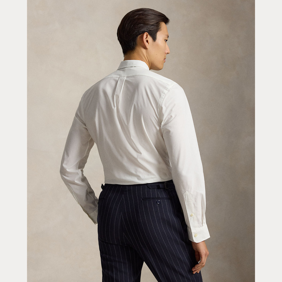 Camicia slim fit in popeline elasticizzato