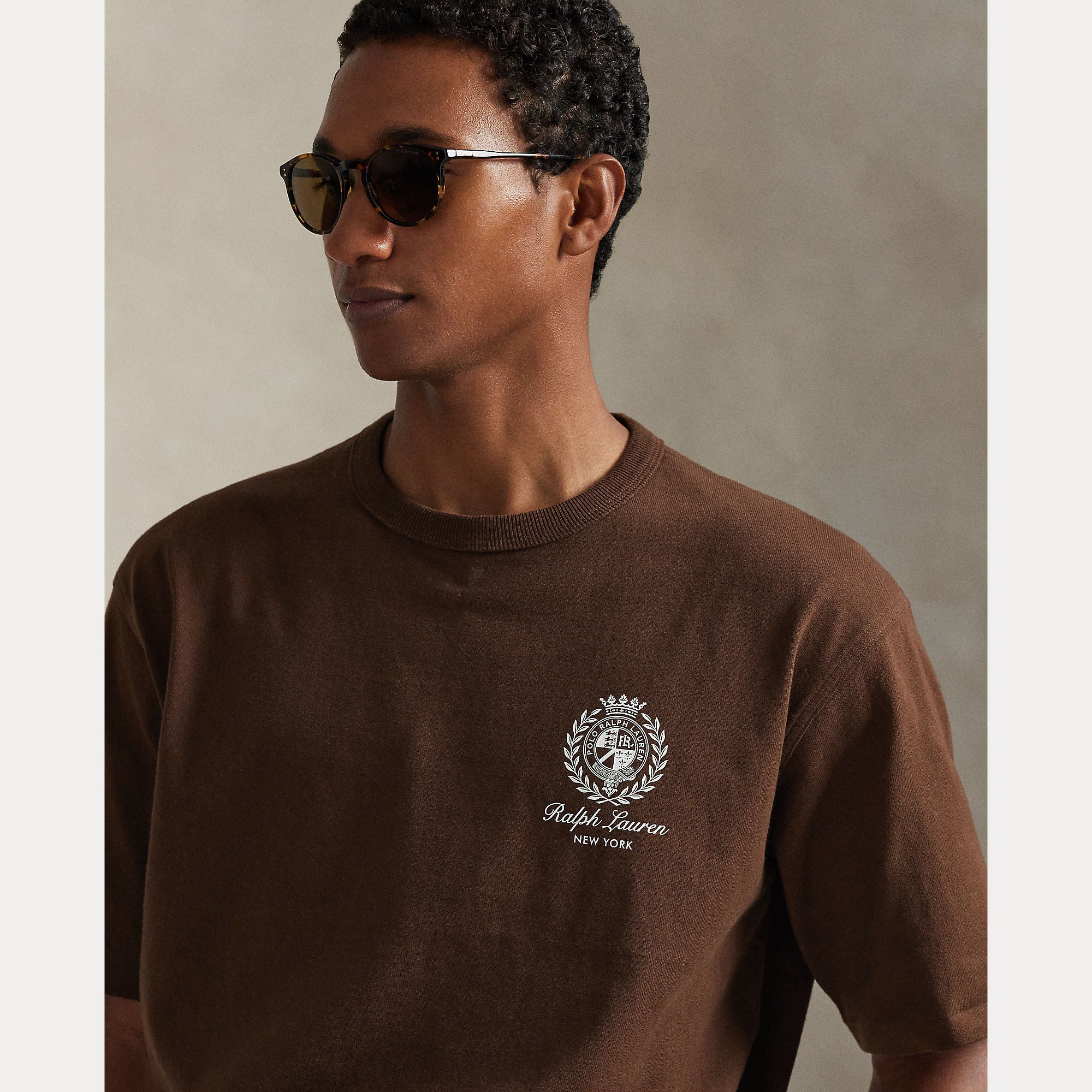 T-SHIRT IN JERSEY DALLA VESTIBILITÀ COMODA CON STAMPA GRAFICA
