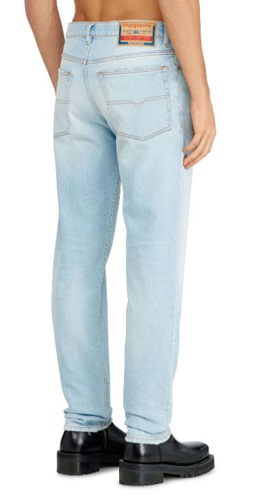 regular jeans 2023 d-finitive 09n54