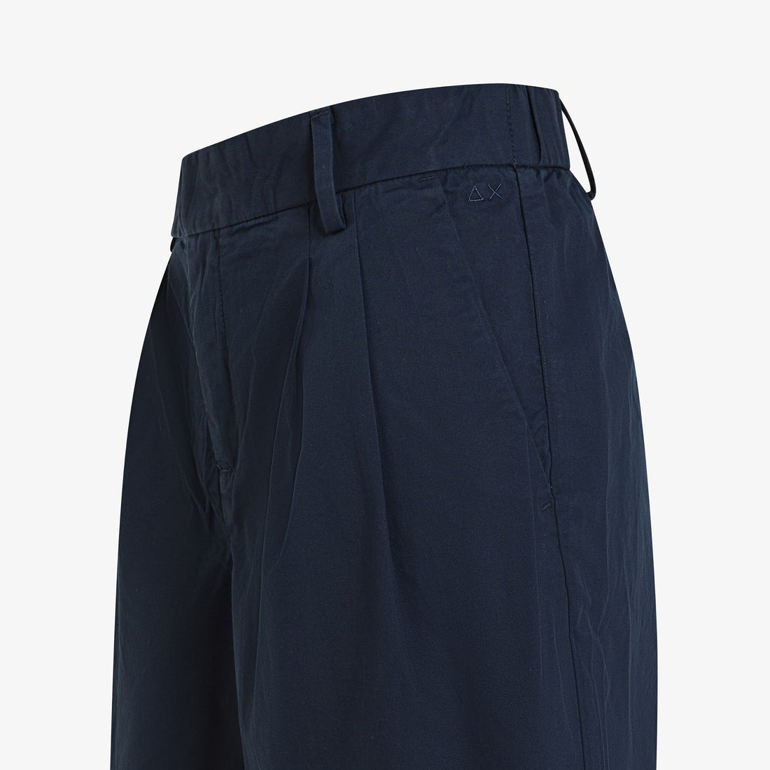 Bermuda in heavy popeline