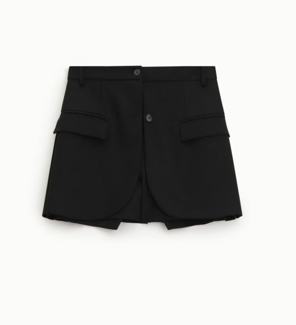 Skorts con tasche frontali e chiusura multipla