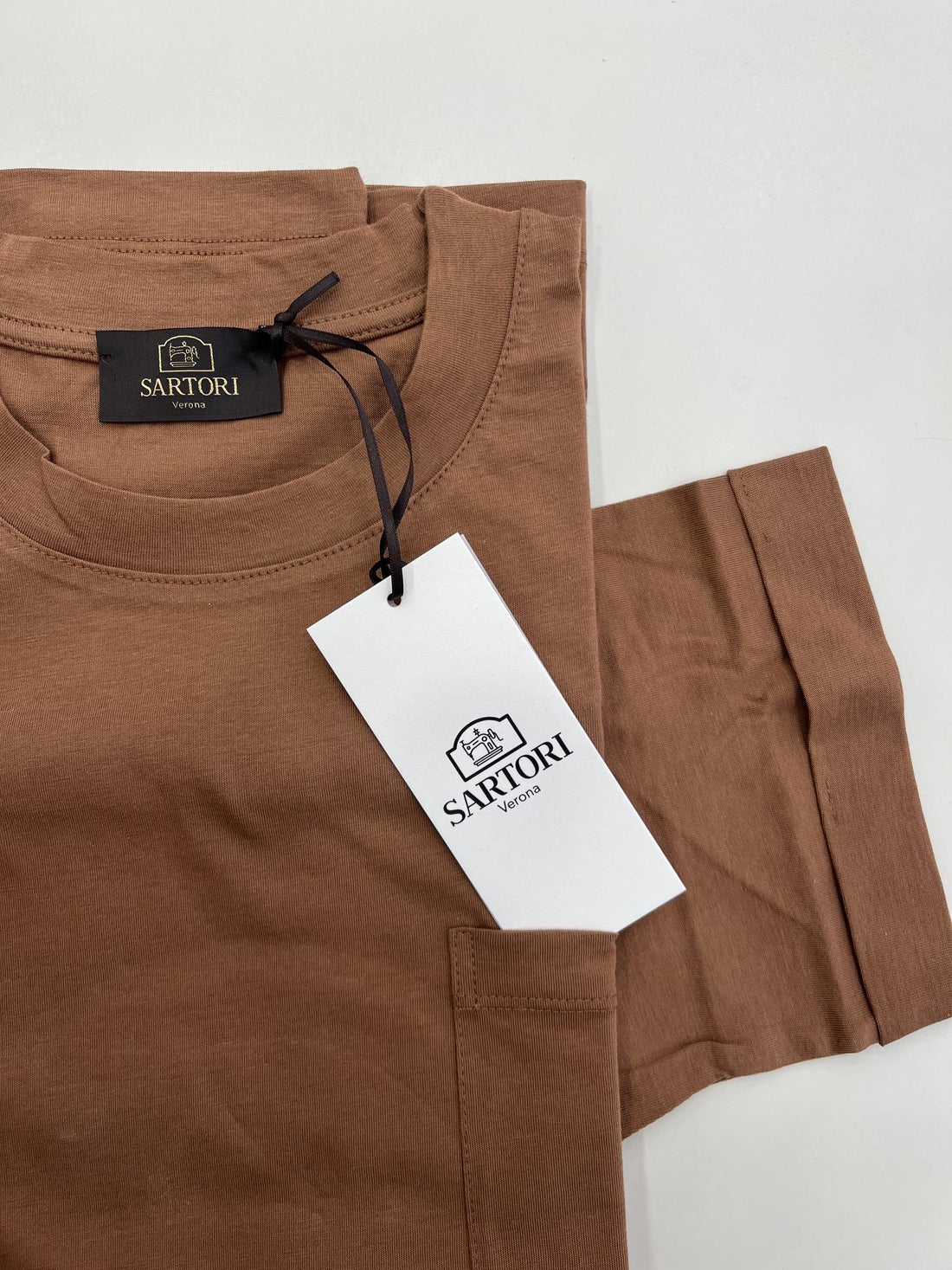 T-shirt oversize con taschino