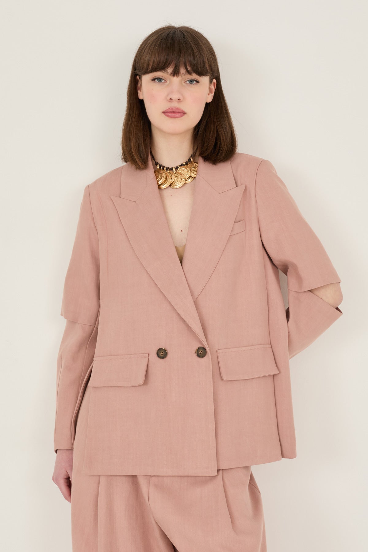 giacca effetto cut out