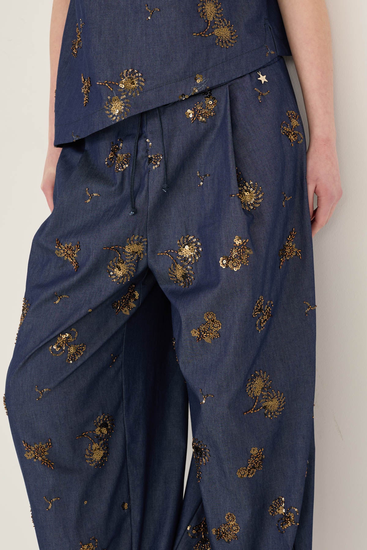 pantalone effetto palloncino