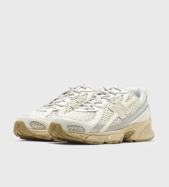 New Balance 740