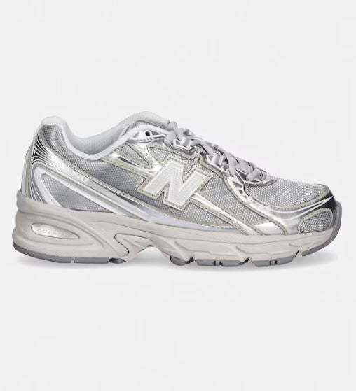 New Balance 740