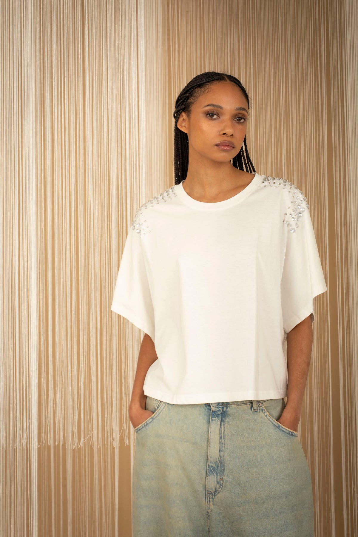 t shirt applicazioni spalle