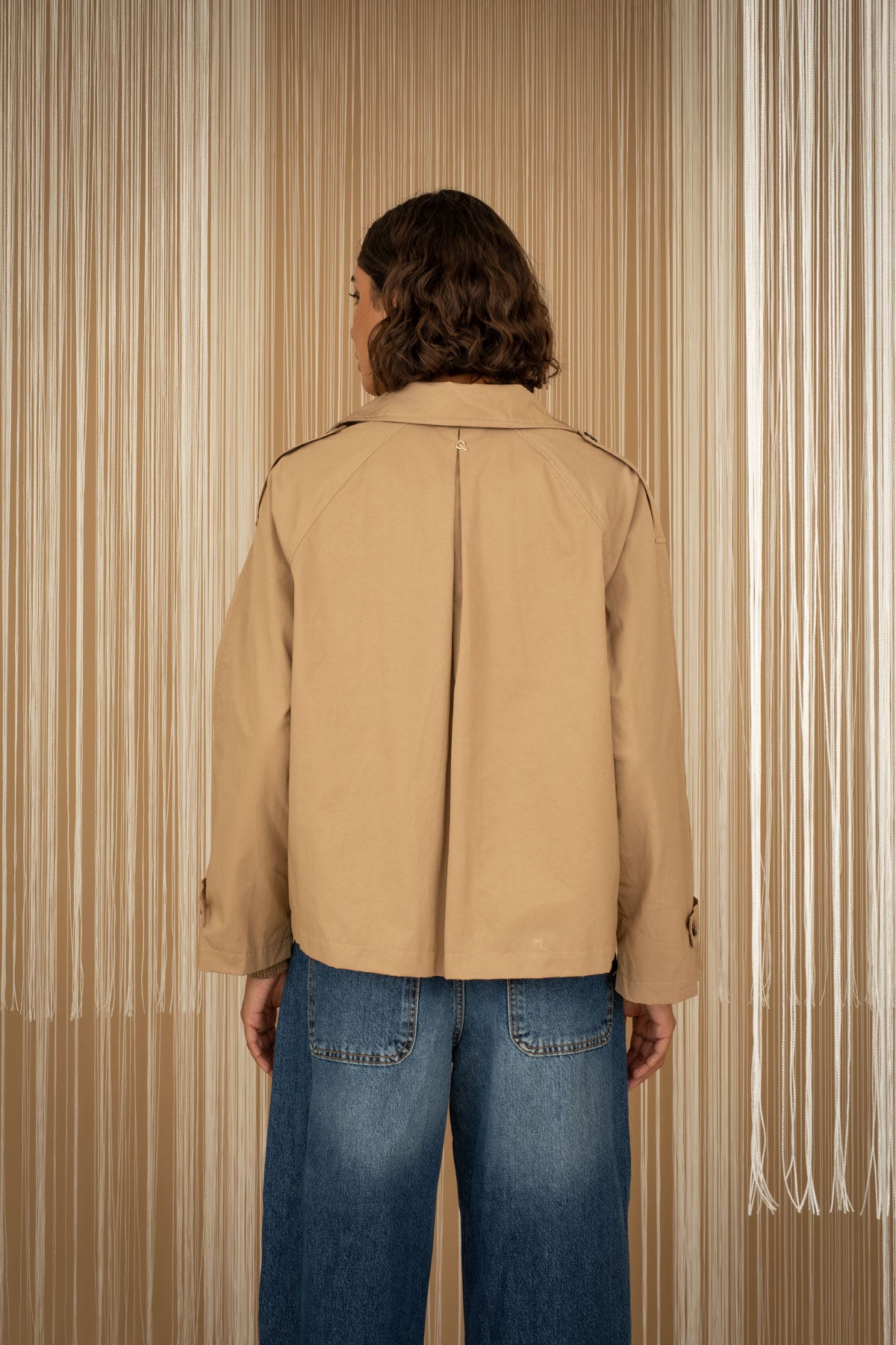 trench corto