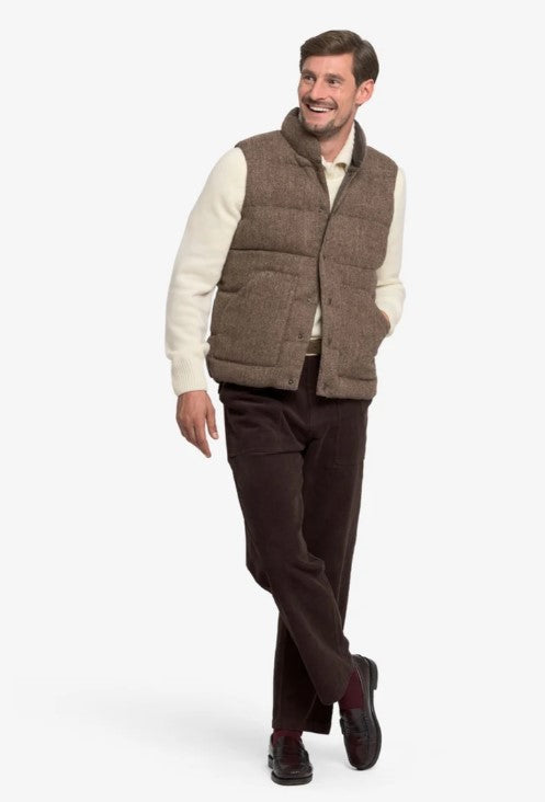 Gilet unisex reversibile a spina di pesce, beige e marrone, con calda imbottitura.